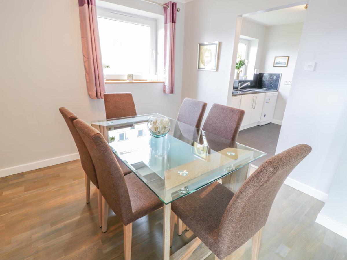 Cumbrae View Apartment Largs Exterior foto